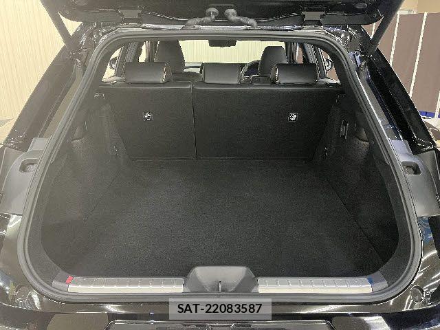 Toyota Crown Sports 2023-12 6790915-20