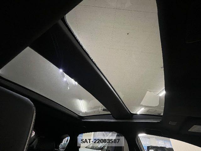 Toyota Crown Sports 2023-12 6790915-22