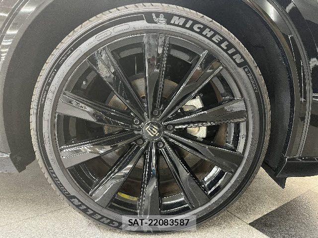 Toyota Crown Sports 2023-12 6790915-26