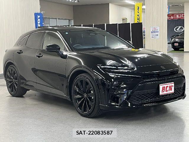 Toyota Crown Sports 2023-12 6790915-6