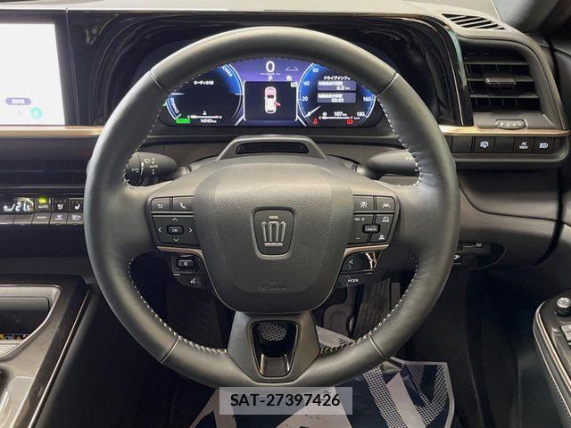 Toyota Crown Sports 2024-02 6790942-10