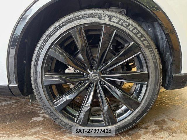 Toyota Crown Sports 2024-02 6790942-12