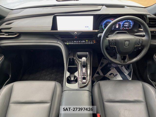 Toyota Crown Sports 2024-02 6790942-1