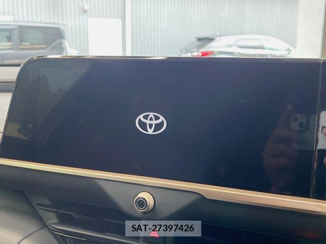 Toyota Crown Sports 2024-02 6790942-3