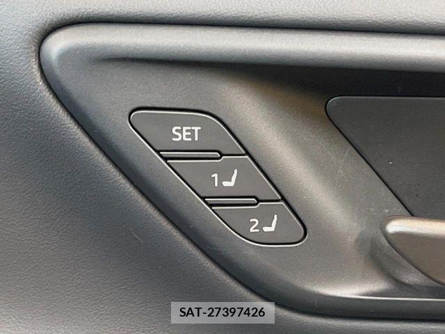 Toyota Crown Sports 2024-02 6790942-6