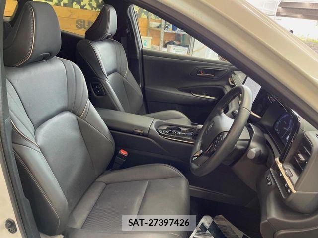 Toyota Crown Sports 2024-02 6790942-7