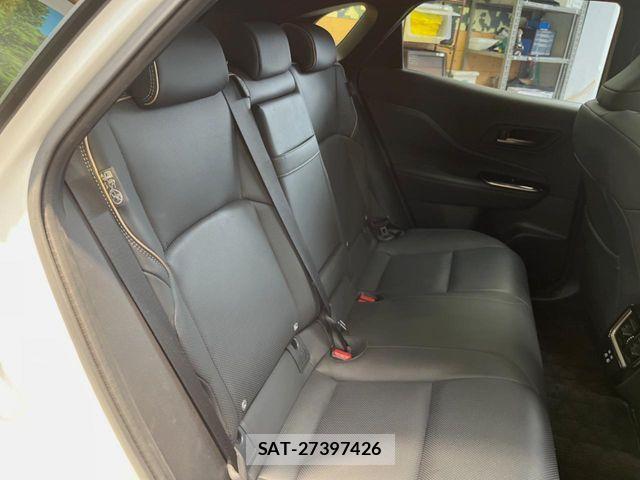 Toyota Crown Sports 2024-02 6790942-8