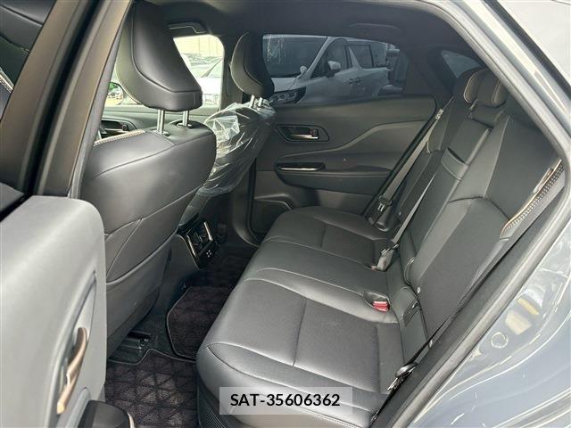 Toyota Crown Sports 2024-02 6790945-3