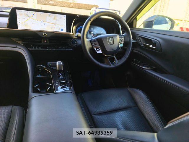 Toyota Crown Sports 2024-02 6790917-9