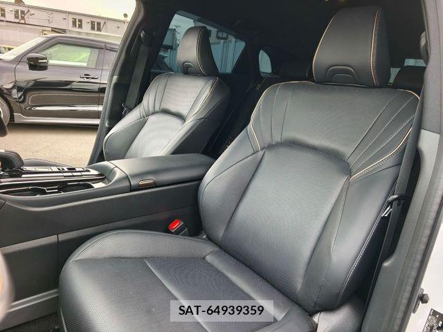 Toyota Crown Sports 2024-02 6790917-4