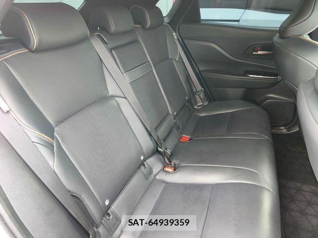 Toyota Crown Sports 2024-02 6790917-5