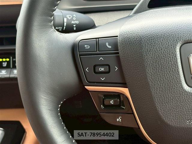 Toyota Crown Sports 2024-04 6790931-19