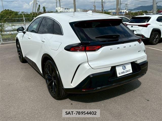 Toyota Crown Sports 2024-04 6790931-7