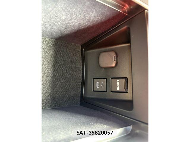 Toyota Crown Sports 2024-06 6790908-28
