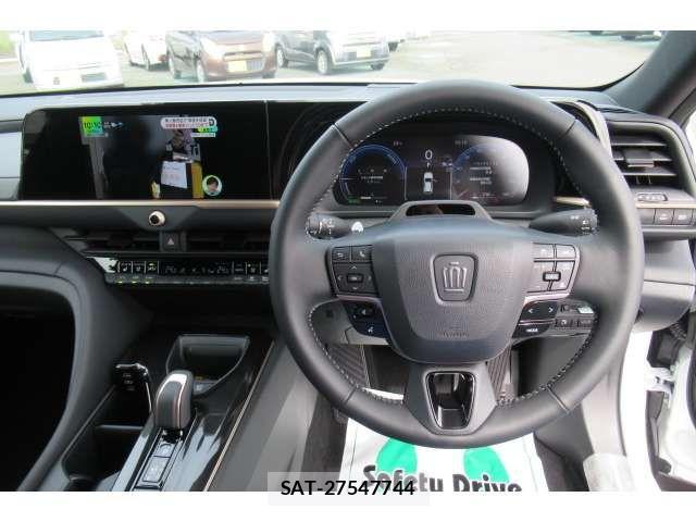 Toyota Crown Sports 2024-09 6790909-10