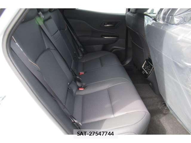 Toyota Crown Sports 2024-09 6790909-18