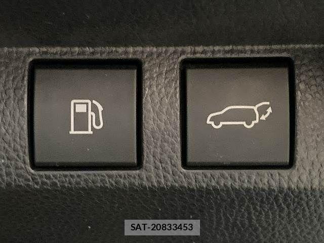 Toyota Crown Sports 2023-12 6814422-10