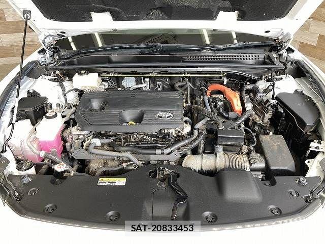 Toyota Crown Sports 2023-12 6814422-17