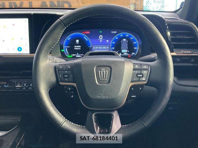Toyota Crown Sports 2024-03 6814420-10