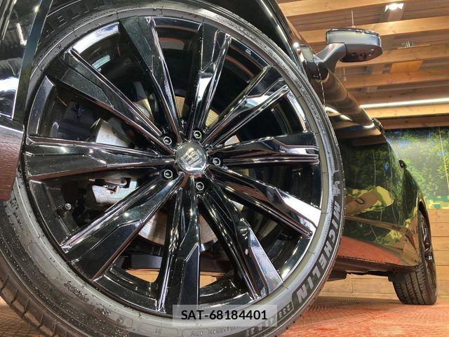 Toyota Crown Sports 2024-03 6814420-12