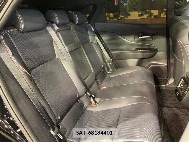 Toyota Crown Sports 2024-03 6814420-8