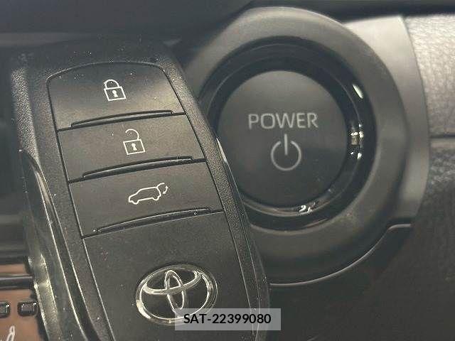 Toyota Crown Sports 2024-07 6814415-15