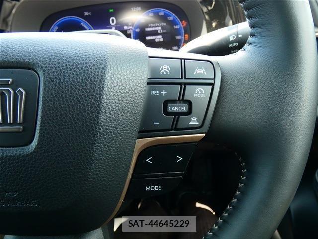 Toyota Crown Sports 2023-10 6814424-15
