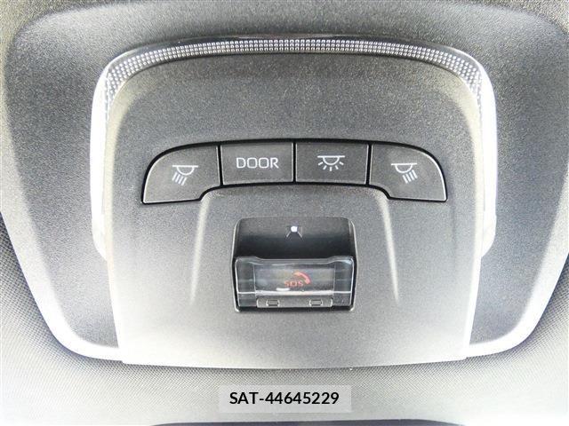 Toyota Crown Sports 2023-10 6814424-7