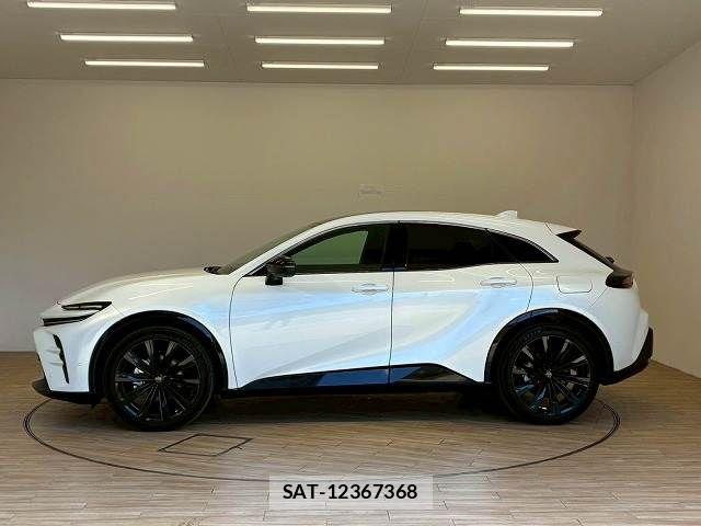 Toyota Crown Sports 2024-07 6814421-14