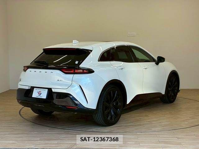 Toyota Crown Sports 2024-07 6814421-15