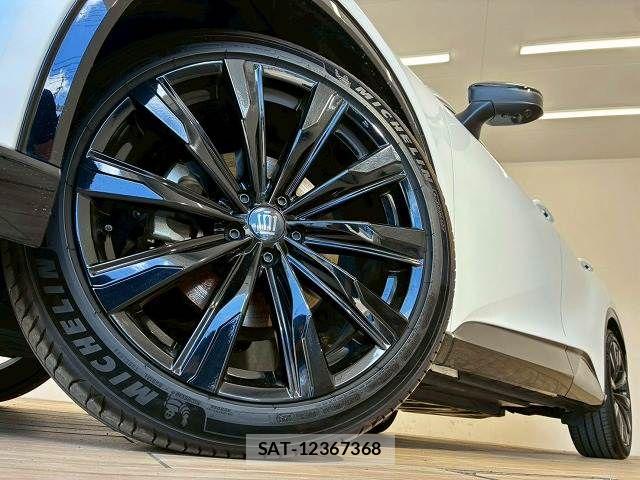 Toyota Crown Sports 2024-07 6814421-17