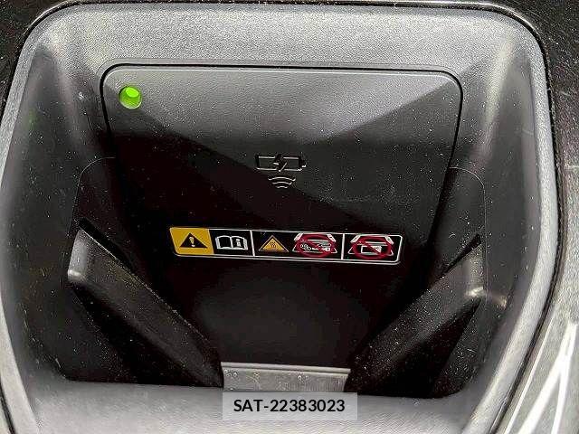 Toyota Crown Sports 2024-10 6814412-11