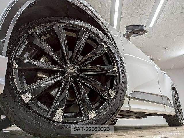 Toyota Crown Sports 2024-10 6814412-19