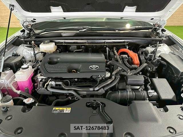 Toyota Crown Sports 2023-11 6814417-12