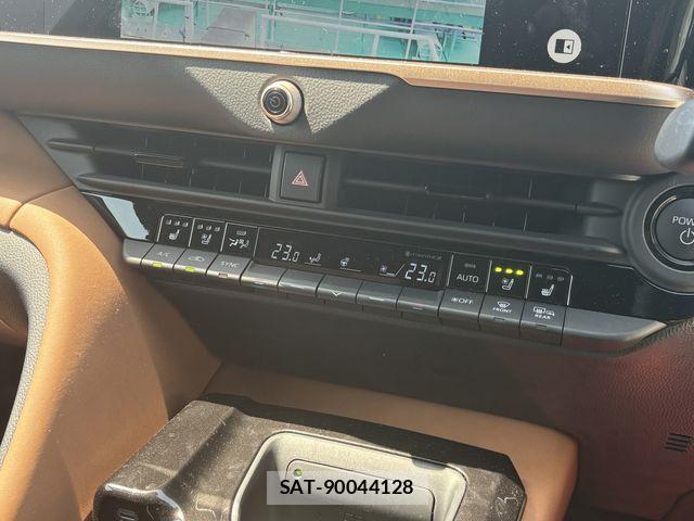 Toyota Crown Sports 2024-11 6903770-14