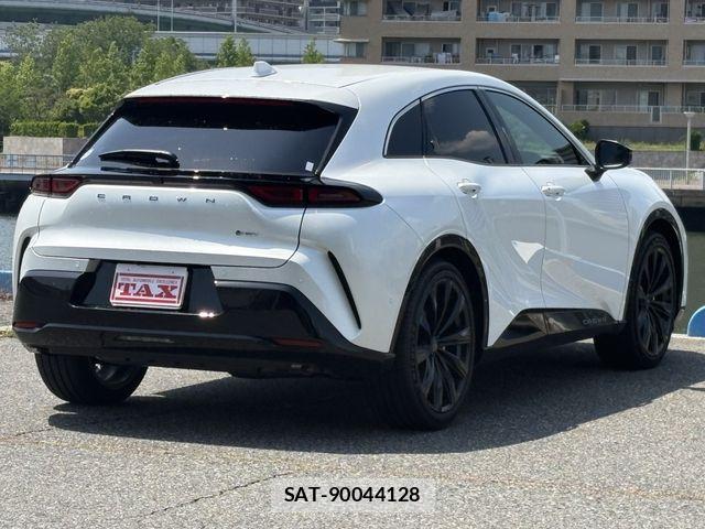 Toyota Crown Sports 2024-11 6903770-6