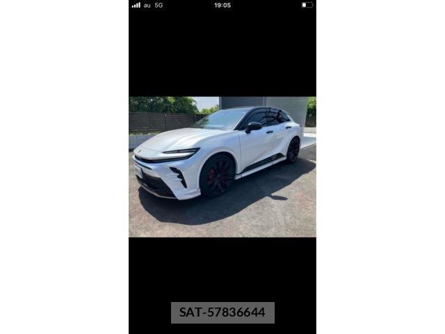 Toyota Crown Sports 2025-03 6903754-0