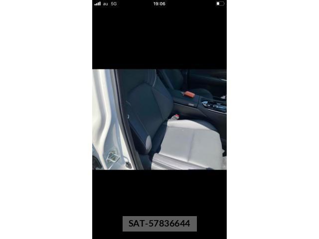 Toyota Crown Sports 2025-03 6903754-6