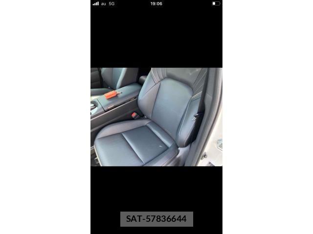 Toyota Crown Sports 2025-03 6903754-7