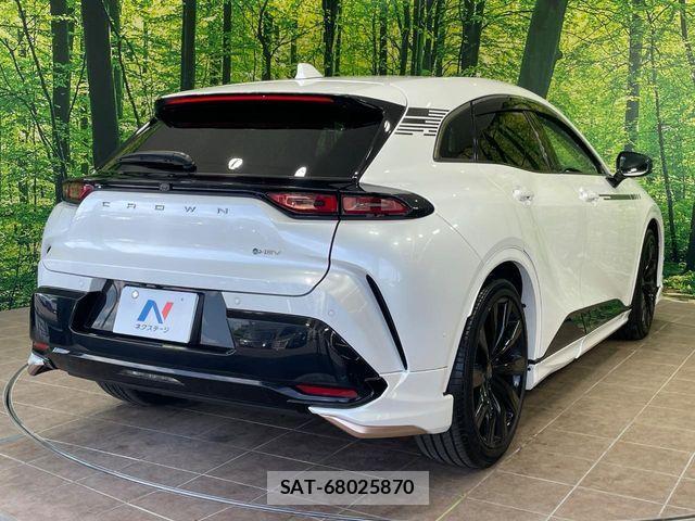 Toyota Crown Sports 2024-09 6903758-15