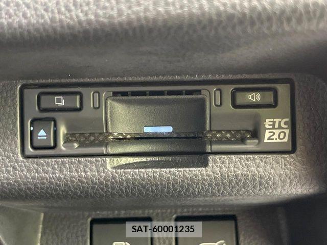 Toyota Crown Sports 2024-04 6992807-6