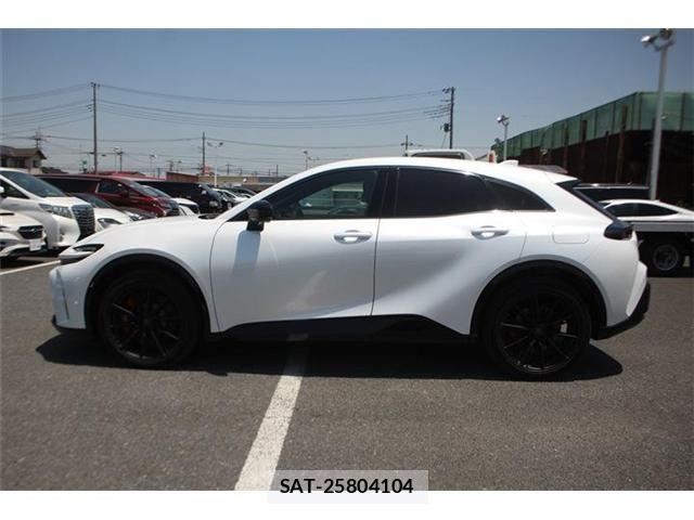 Toyota Crown Sports 2024-05 6992803-10