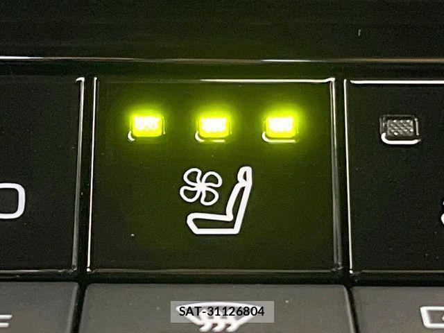Toyota Crown Sports 2024-09 6992832-5
