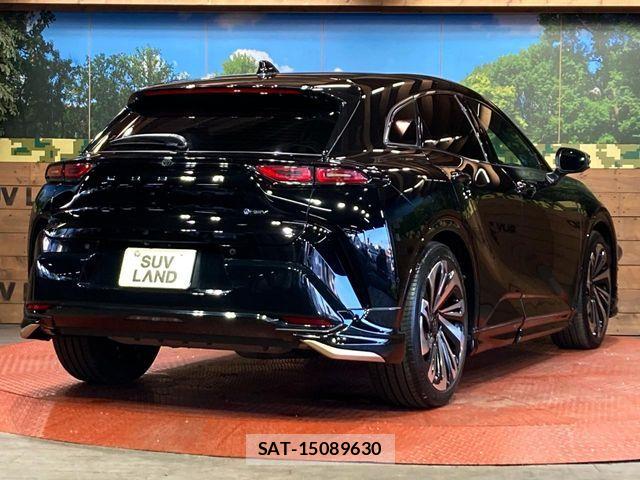 Toyota Crown Sports 2023-11 6992805-16