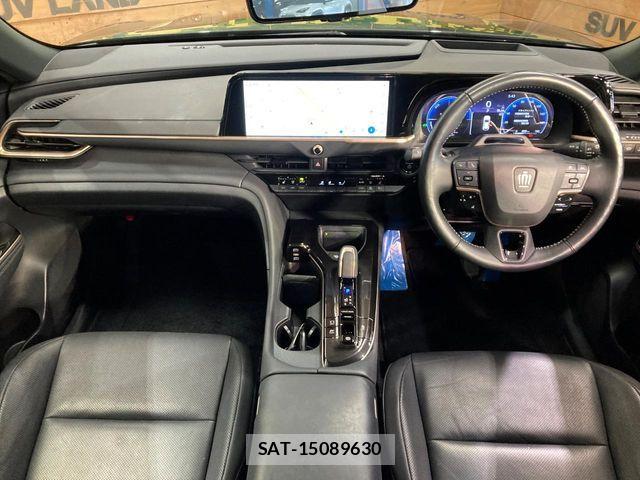 Toyota Crown Sports 2023-11 6992805-1