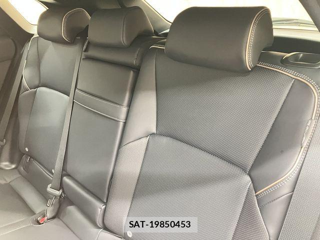 Toyota Crown Sports 2024-08 7020270-22
