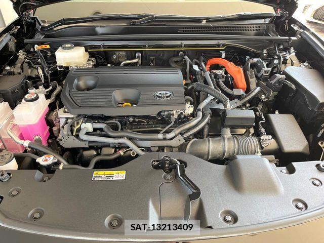Toyota Crown Sports 2024-03 7020271-18
