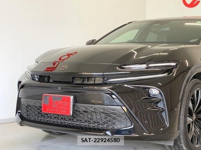 Toyota Crown Sports 2024-04 7020269-9