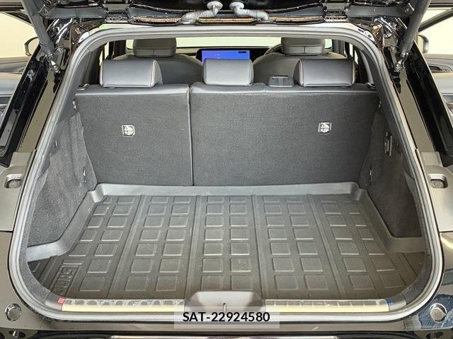 Toyota Crown Sports 2024-04 7020269-13