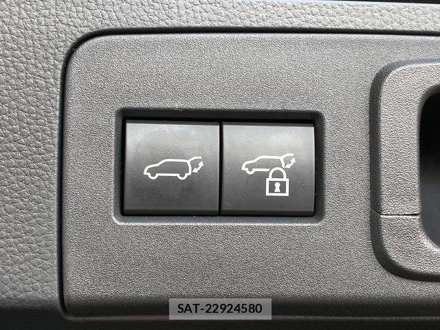 Toyota Crown Sports 2024-04 7020269-15